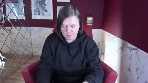 Kelly online show from 02/06/25, 05:25