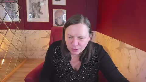 Kelly online show from 12/04/25, 01:20