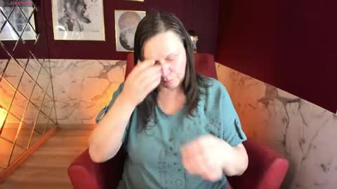 Kelly online show from 05/24/26, 05:23