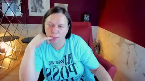 Kelly online show from 07/06/26, 07:38