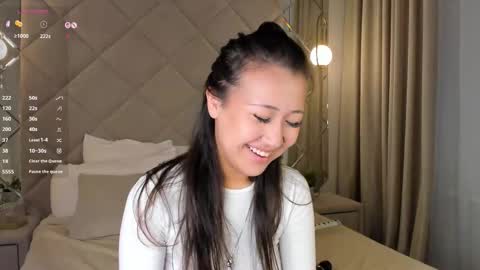 kellyy_bern online show from 11/12/25, 01:06