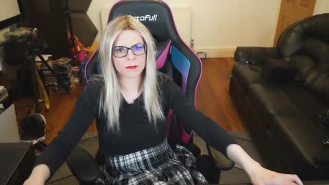 kelseycobalt online show from 01/02/25, 10:55