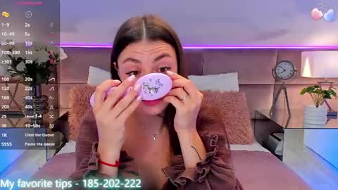 kelsi_di online show from 07/28/26, 05:14