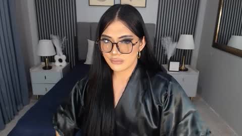 Snapshot of kelsie_silva chatting on 10/23/25, 12:54 kelsie_silva online show from 10/23/25, 12:54