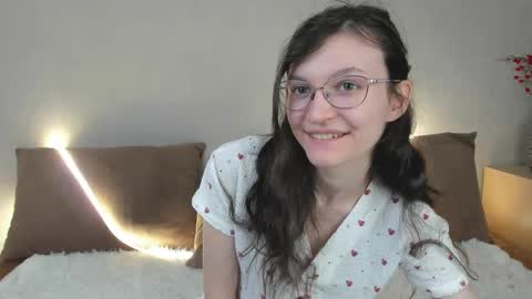 Snapshot of kelsirabenold chatting on 03/20/26, 05:12 Kelsirabenold online show from 03/20/26, 05:12
