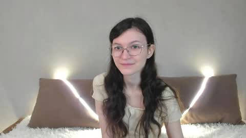 Snapshot of kelsirabenold chatting on 04/15/26, 05:03 Kelsirabenold online show from 04/15/26, 05:03