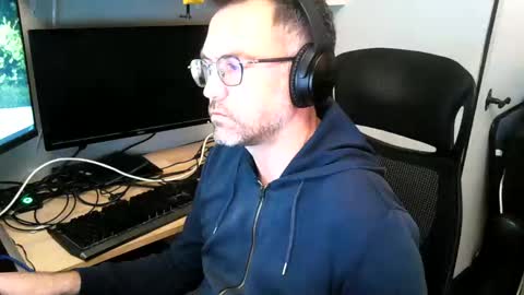 kelvin06133 online show from 12/18/24, 11:08