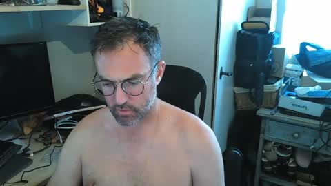 Snapshot of kelvin06133 chatting on 06/25/26, 03:38 kelvin06133 online show from 06/25/26, 03:38