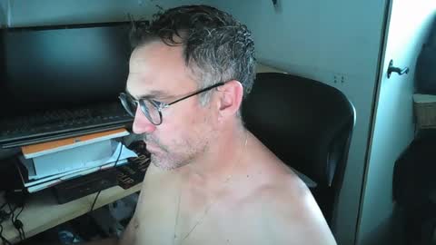 Snapshot of kelvin06133 chatting on 08/05/26, 12:41 kelvin06133 online show from 08/05/26, 12:41