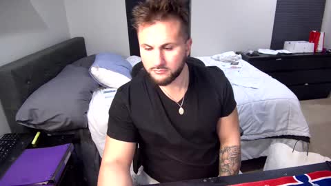 Kelvin online show from 01/05/25, 06:46