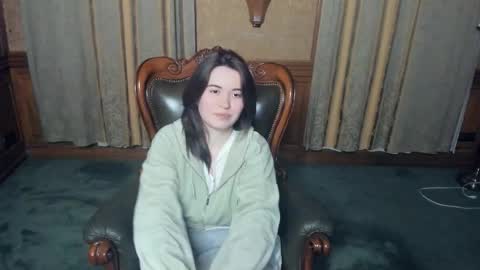 Snapshot of kemberlyrobeza chatting on 05/16/26, 09:24 Lina online show from 05/16/26, 09:24