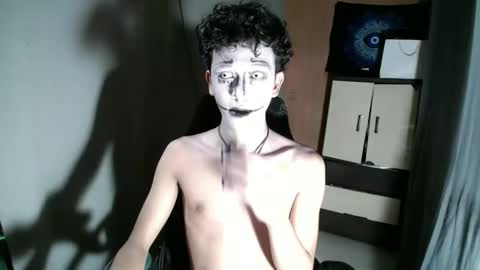 Snapshot of ken_bigcockxx chatting on 11/01/25, 04:09 Ken online show from 11/01/25, 04:09