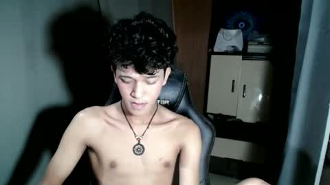 Snapshot of ken_bigcockxx chatting on 11/09/25, 01:31 Ken online show from 11/09/25, 01:31