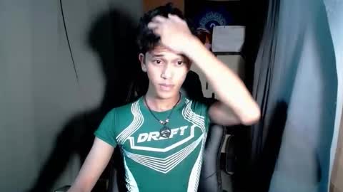 Snapshot of ken_bigcockxx chatting on 11/23/25, 05:35 Ken online show from 11/23/25, 05:35