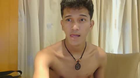 Snapshot of ken_bigcockxx chatting on 11/30/25, 08:07 Ken online show from 11/30/25, 08:07