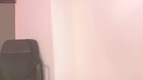   online show from 11/03/25, 11:22