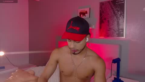   online show from 06/12/26, 10:03
