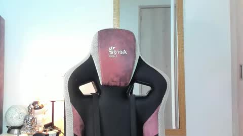 ken_mailik online show from 10/19/25, 07:25