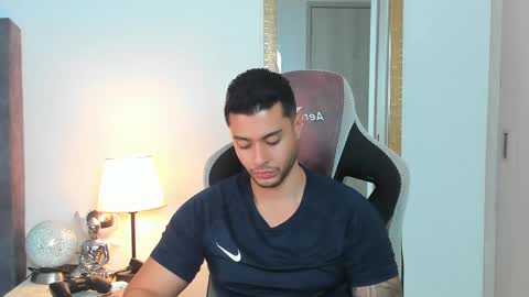 ken_mailik online show from 11/21/25, 03:05