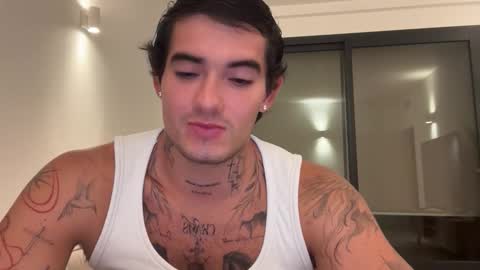 luis carlos esteban online show from 09/15/25, 07:25