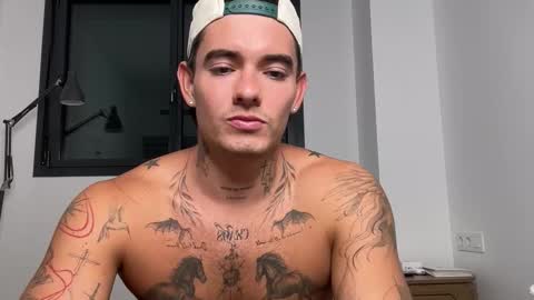 luis carlos esteban online show from 09/29/25, 02:22