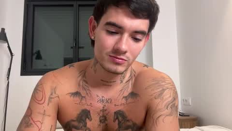 luis carlos esteban online show from 10/01/25, 03:07