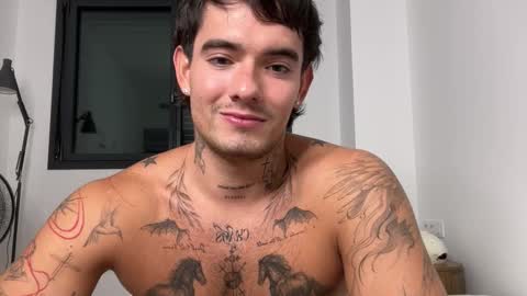 luis carlos esteban online show from 10/08/25, 05:43