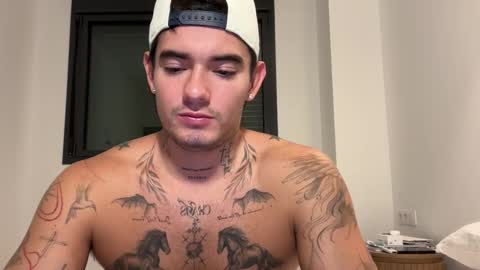 luis carlos esteban online show from 10/26/25, 05:41