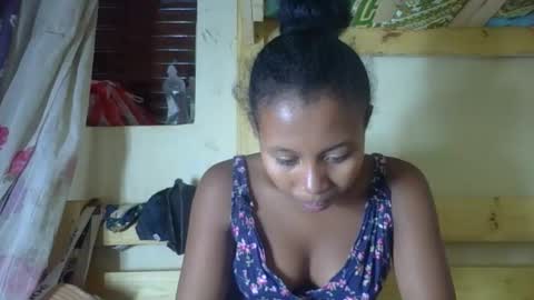 Snapshot of kenchy93 chatting on 09/27/25, 05:56 Kenchy online show from 09/27/25, 05:56