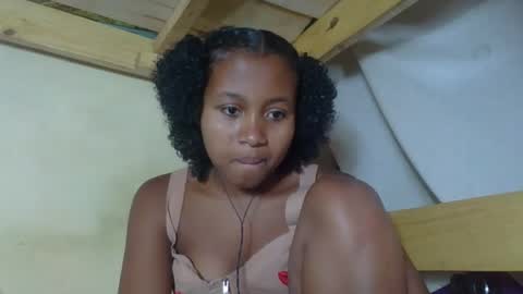 Snapshot of kenchy93 chatting on 10/29/25, 04:59 Kenchy online show from 10/29/25, 04:59