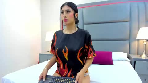 Snapshot of kendaallturner chatting on 04/15/26, 01:18 Kendall Turner online show from 04/15/26, 01:18