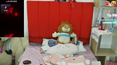 Mariana online show from 01/19/25, 03:29