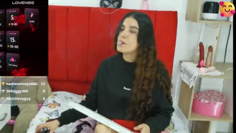 Mariana online show from 02/15/25, 01:31