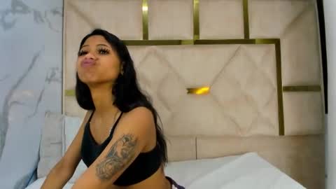 kendall69__ online show from 11/27/25, 01:02