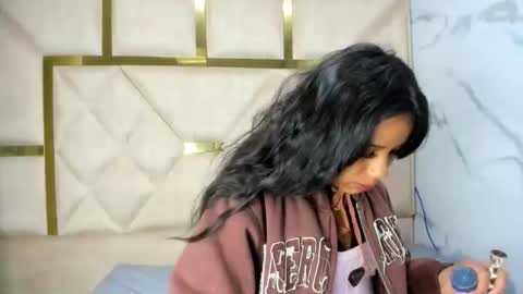 kendall69__ online show from 12/16/25, 12:21