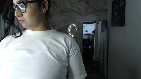 kendall  online show from 09/13/25, 08:14