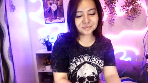 Snapshot of kendall_snow chatting on 06/29/26, 07:14 kendall_snow online show from 06/29/26, 07:14