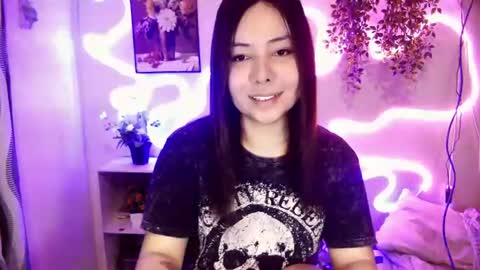 Snapshot of kendall_snow chatting on 06/30/26, 05:25 kendall_snow online show from 06/30/26, 05:25
