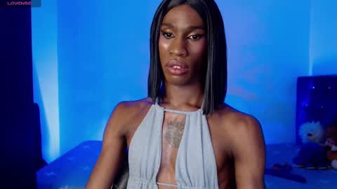 kendallgil_ online show from 03/04/25, 11:40