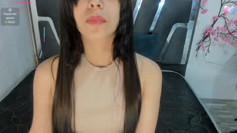 K E N D A L L  online show from 10/22/25, 07:13