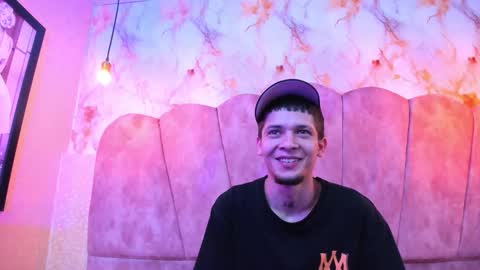 Kendall and Taylor online show from 10/15/25, 12:05