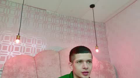 Kendall and Taylor online show from 11/25/25, 12:27