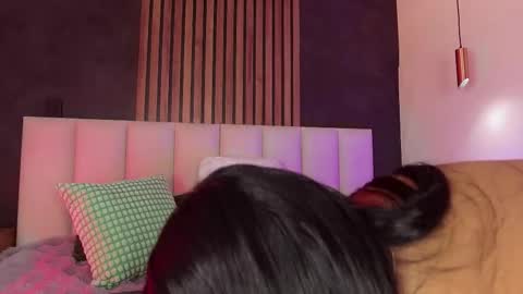   online show from 09/14/25, 12:04