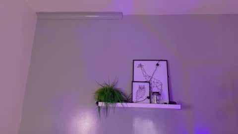   online show from 09/22/25, 10:17