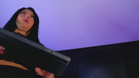   online show from 10/25/25, 10:23