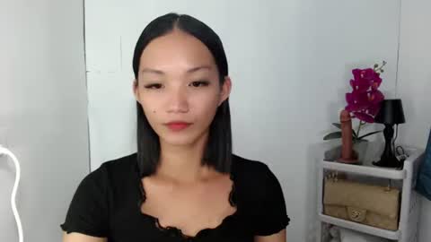 Snapshot of kendalsexslut_ chatting on 10/12/25, 06:29 KENDAL online show from 10/12/25, 06:29