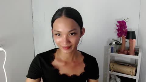 Snapshot of kendalsexslut_ chatting on 10/24/25, 05:53 KENDAL online show from 10/24/25, 05:53