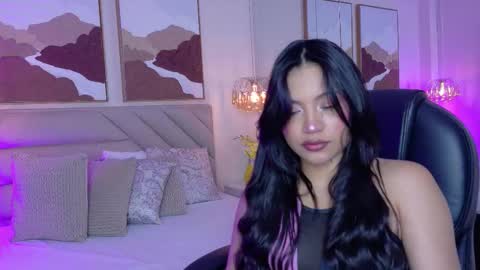 Snapshot of kendalsexy_ chatting on 11/08/25, 01:50 Kendal online show from 11/08/25, 01:50