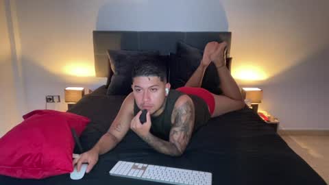 Snapshot of kende_tatt chatting on 07/30/26, 06:51 kende_tatt online show from 07/30/26, 06:51