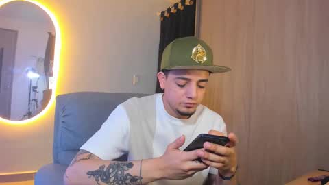 kendel_dimitri online show from 01/20/25, 05:15